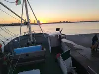 Траулер на продажу