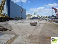 Баржа на продажу