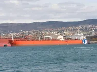 Нефтеналивной/химический танкер на продажу