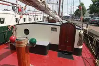 Плавающий отель на продажу