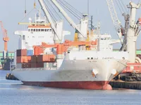 Рефрижераторное судно на продажу