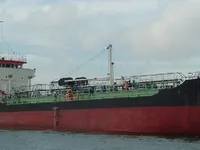 Нефтеналивной/химический танкер на продажу