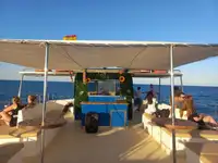 Круизное судно на продажу