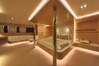 Круизное судно на продажу