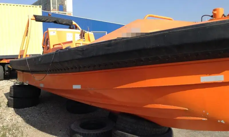 Спасательное судно на продажу