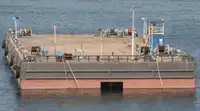 Баржа на продажу