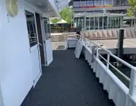 Круизное судно на продажу