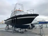 Пилотное судно на продажу