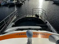 Катамаран на продажу