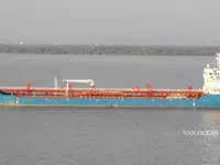 Нефтеналивной/химический танкер на продажу