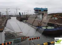 Баржа на продажу