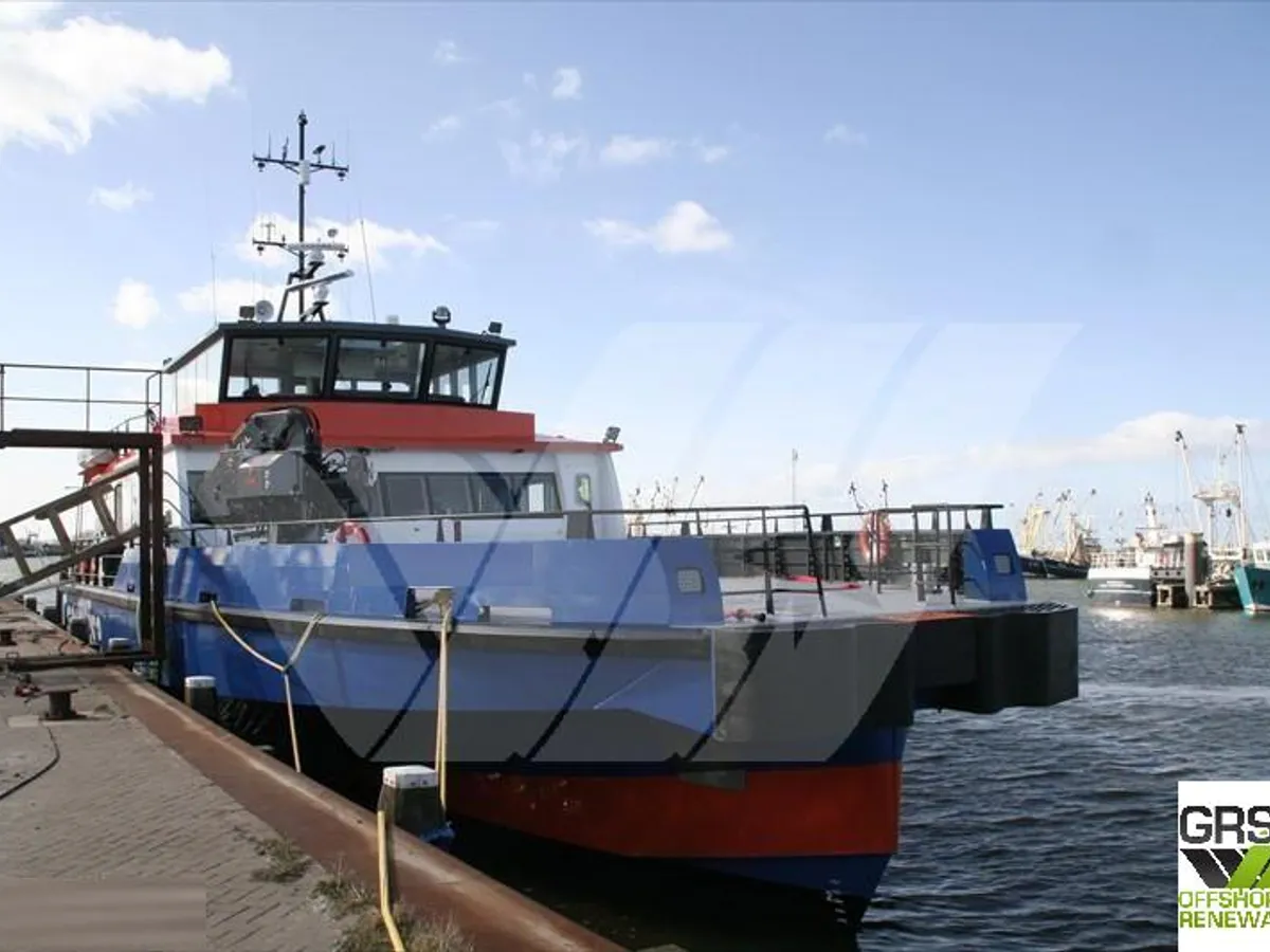Судно для обслуживания ветряных электростанций на продажу