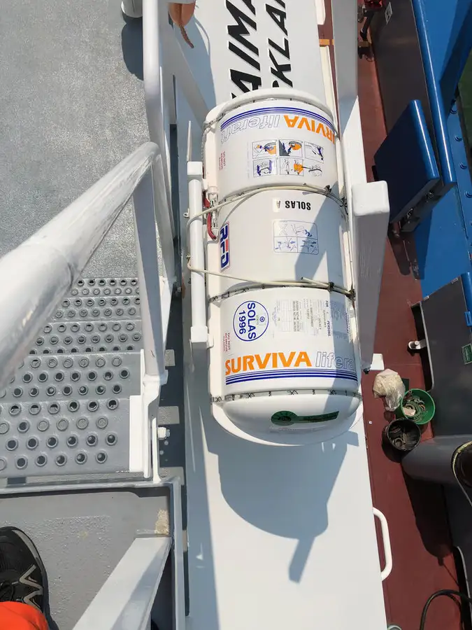Буксир на продажу