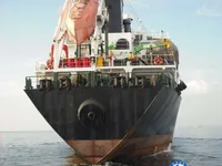 Нефтеналивной/химический танкер на продажу