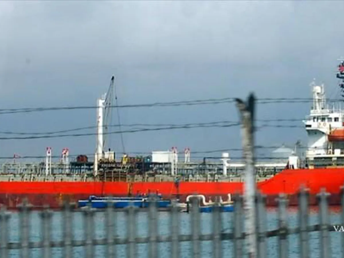 Нефтеналивной/химический танкер на продажу