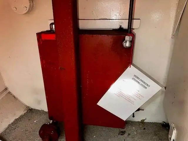 Рабочие суда на продажу