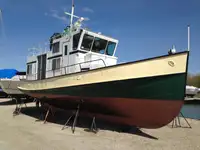 Буксир на продажу