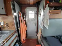 Спасательная шлюпка на продажу