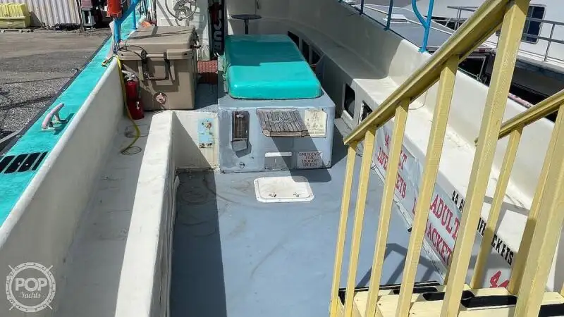 Круизное судно на продажу