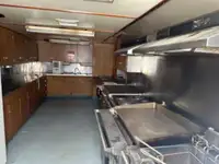 Буксир на продажу
