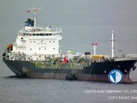Нефтеналивной/химический танкер на продажу
