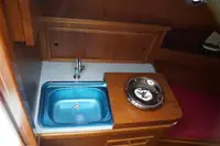 Буксир на продажу