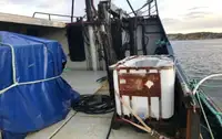 Траулер на продажу