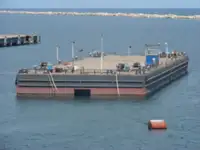 Баржа на продажу