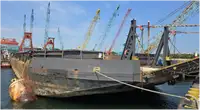 Баржа на продажу