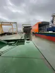 Баржа на продажу