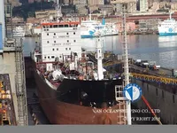 Нефтеналивной/химический танкер на продажу