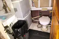 Паром на продажу
