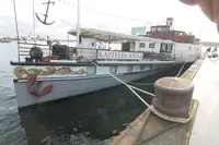 Баржа на продажу