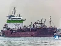 Нефтеналивной/химический танкер на продажу