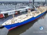 Рефрижераторное судно на продажу