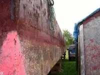 Баржа на продажу