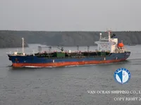 Нефтеналивной/химический танкер на продажу