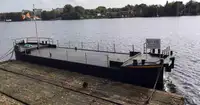 Баржа на продажу