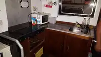 Катамаран на продажу