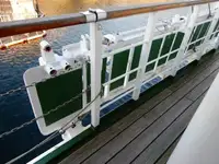 Круизное судно на продажу