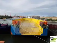 Баржа на продажу