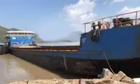 Баржа на продажу