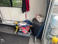 Катамаран на продажу