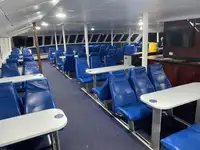 Катамаран на продажу