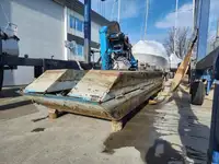 Баржа на продажу