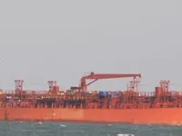 Нефтеналивной/химический танкер на продажу