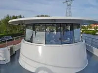 Круизное судно на продажу