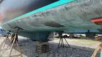 Круизное судно на продажу