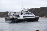 Катамаран на продажу