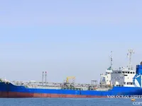 Нефтеналивной/химический танкер на продажу